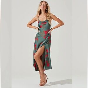 ASTR Gaia Floral Midi Dress